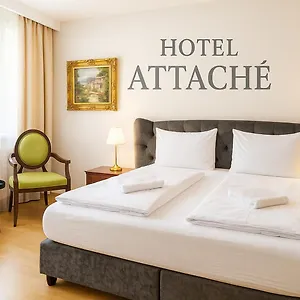 Attache L Contactless Check-in Wien